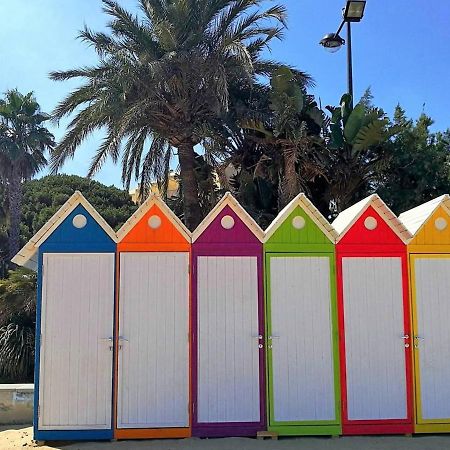 Charmant T2 Climatise Avec Grande Terrasse, Piscine Et Parking Privatif, Proche Plage Et Commerces. - Fr-1-251-441 Le Lavandou Extérieur photo