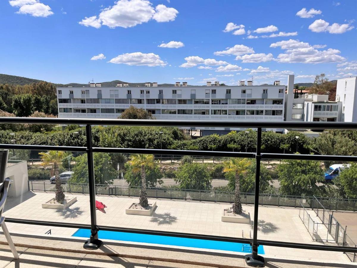 Charmant T2 Climatise Avec Grande Terrasse, Piscine Et Parking Privatif, Proche Plage Et Commerces. - Fr-1-251-441 Le Lavandou Extérieur photo